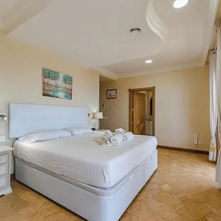 Luxury Nautilus Heated Pool Vakantiehuis *