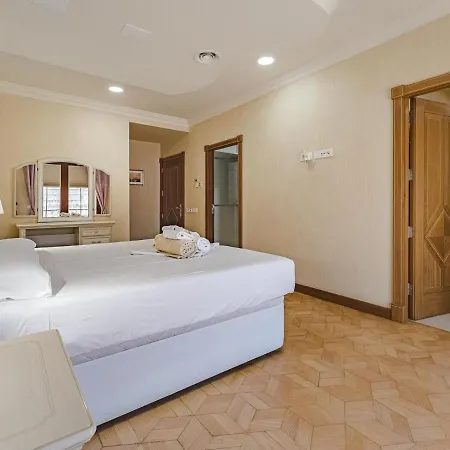 Luxury Nautilus Heated Pool Vakantiehuis Costa Adeje (Tenerife)