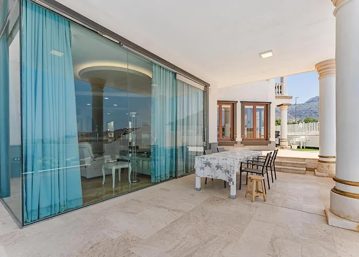 Luxury Nautilus Heated Pool Адехе