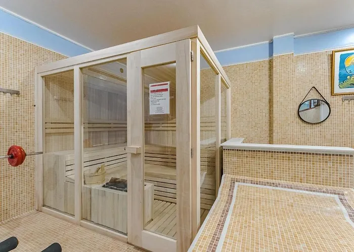 Luxury Nautilus Heated Pool Дом отдыха *