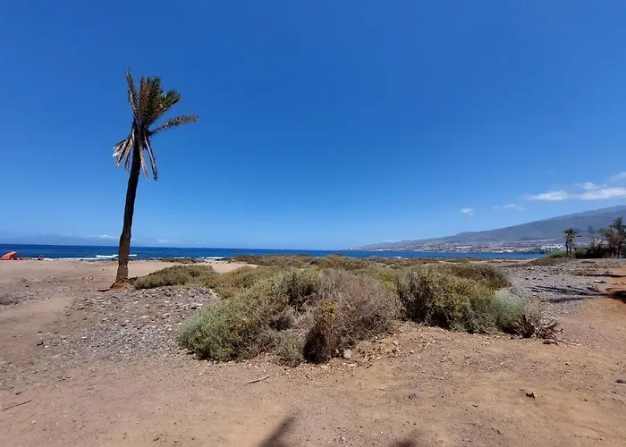 Luxury Nautilus Heated Pool アデヘ